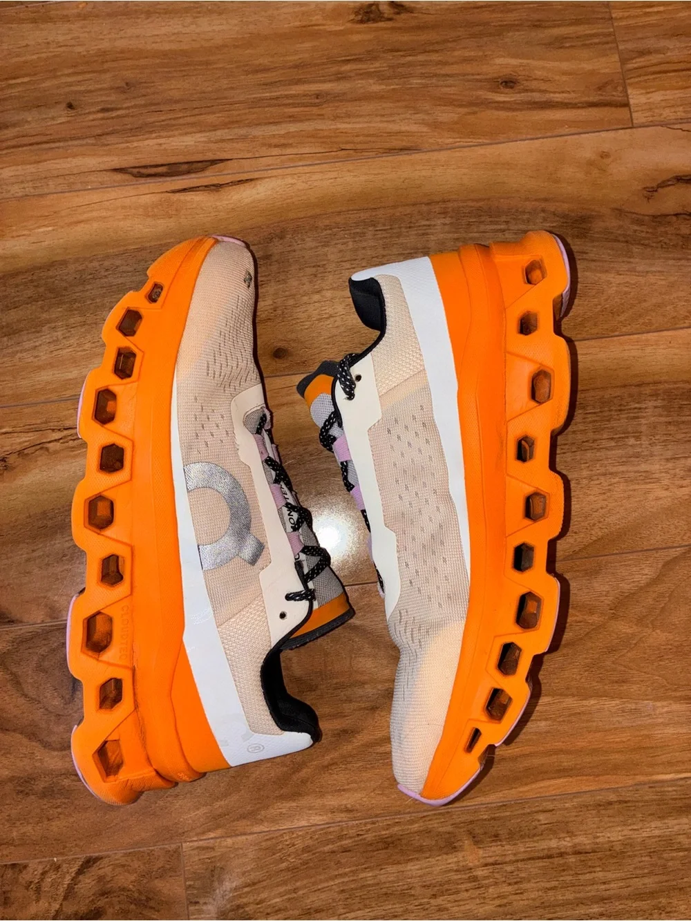 On Cloud Women’s Cloudmonster Athletic Shoe Sneakers, tan/orange- size 9.5